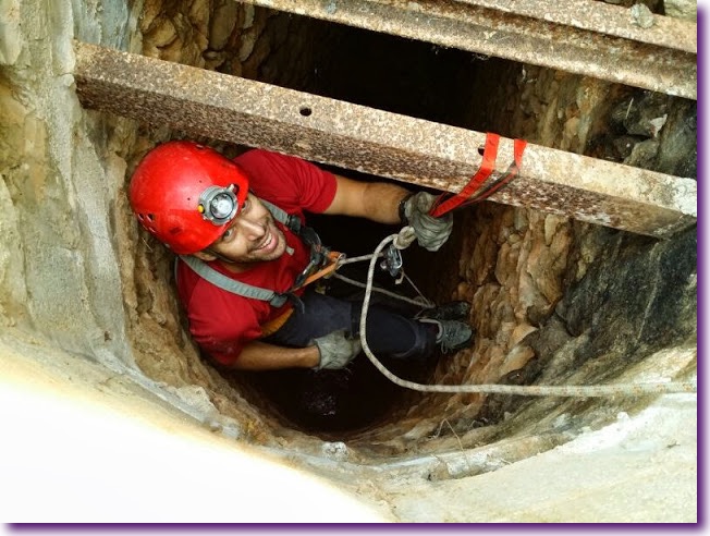 bomberos-ibiza-rescatan-gato-pozo