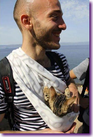 refugiado-sirio-viaja-gata