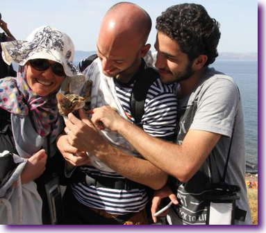 refugiado-sirio-viaja-gata1